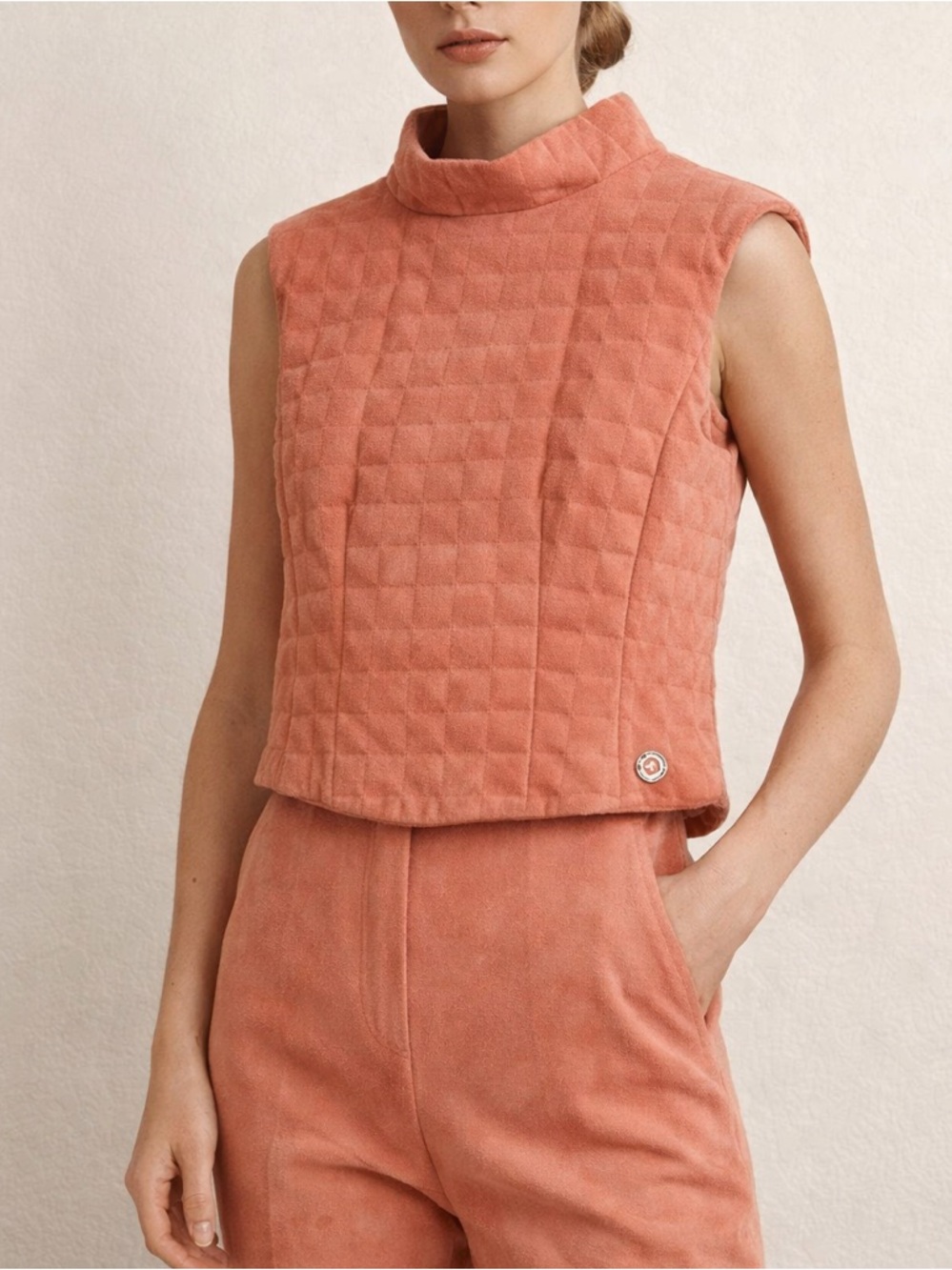 Chanel Vintage 1999 Salmon Pink Quilted Suede Top Vest Goat Skin 40 Rare